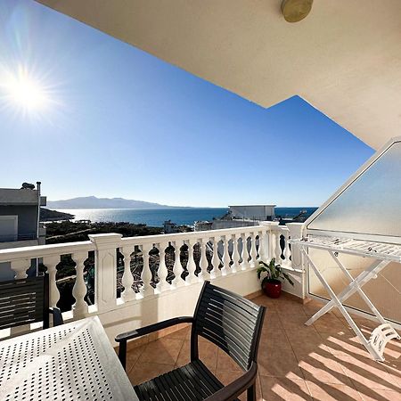 Parid Appartments Sarandë Esterno foto