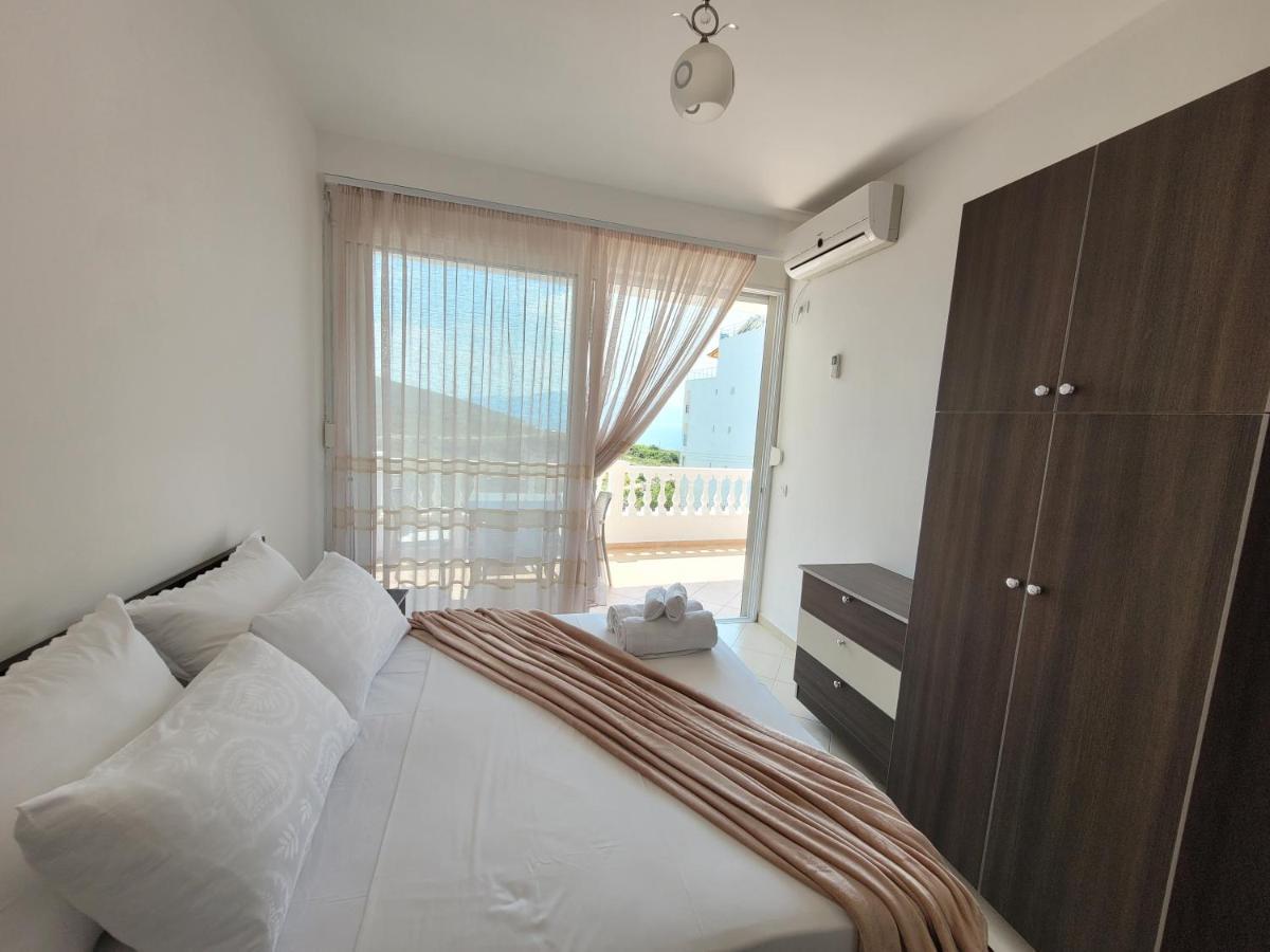 Parid Appartments Sarandë Esterno foto