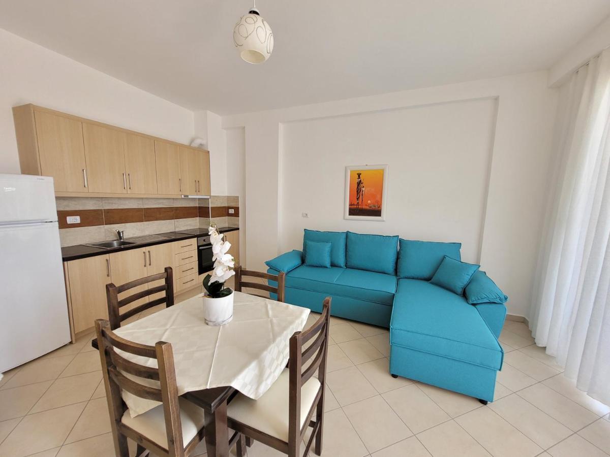 Parid Appartments Sarandë Esterno foto
