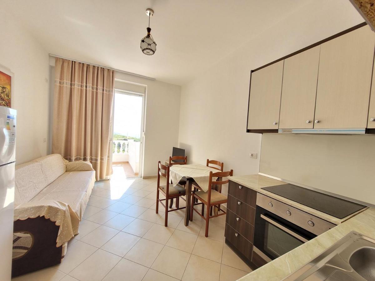 Parid Appartments Sarandë Esterno foto