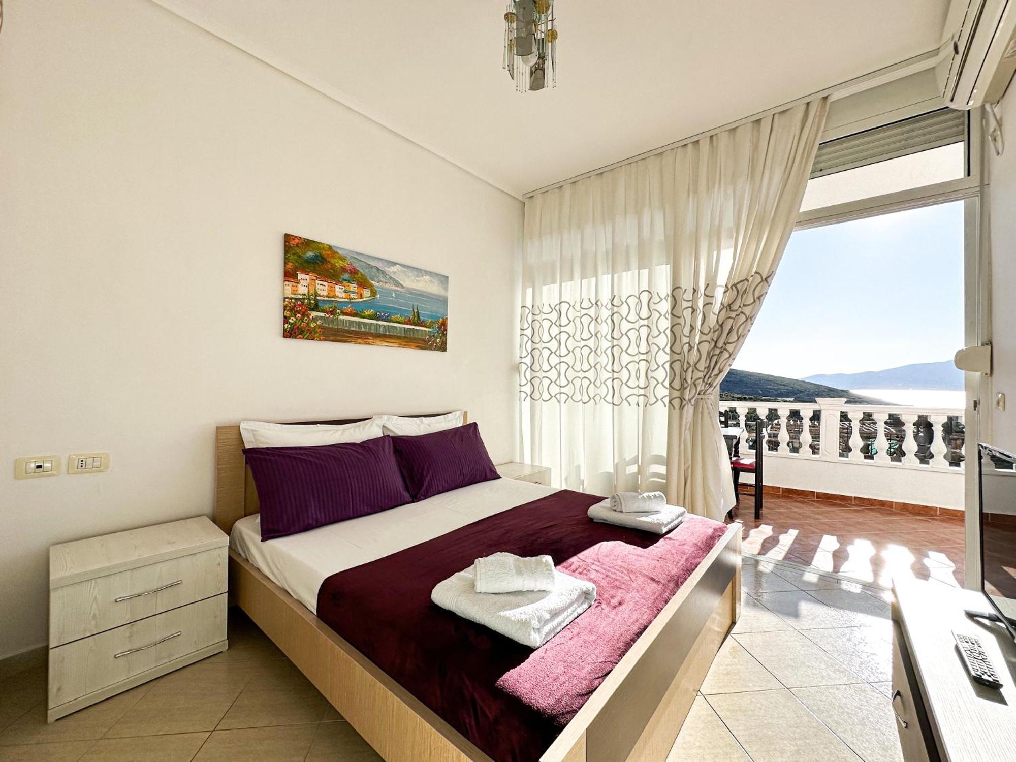 Parid Appartments Sarandë Esterno foto