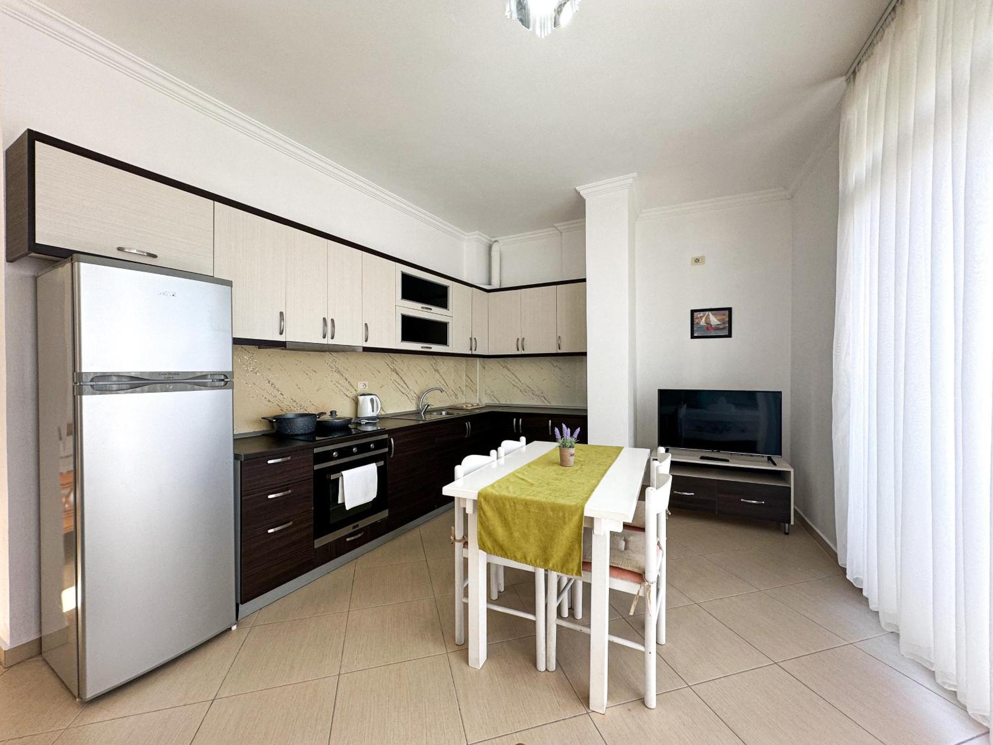 Parid Appartments Sarandë Esterno foto