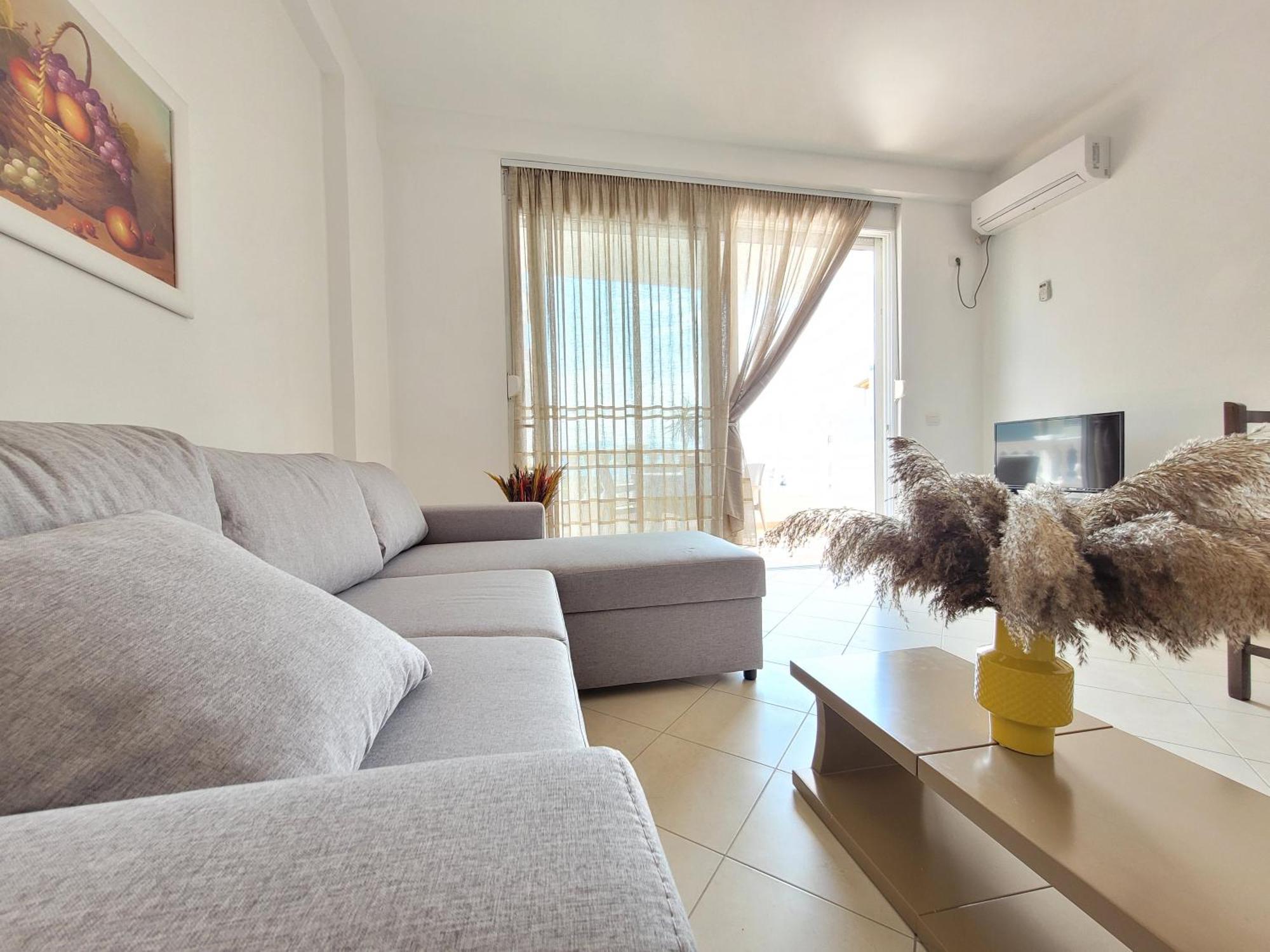 Parid Appartments Sarandë Esterno foto